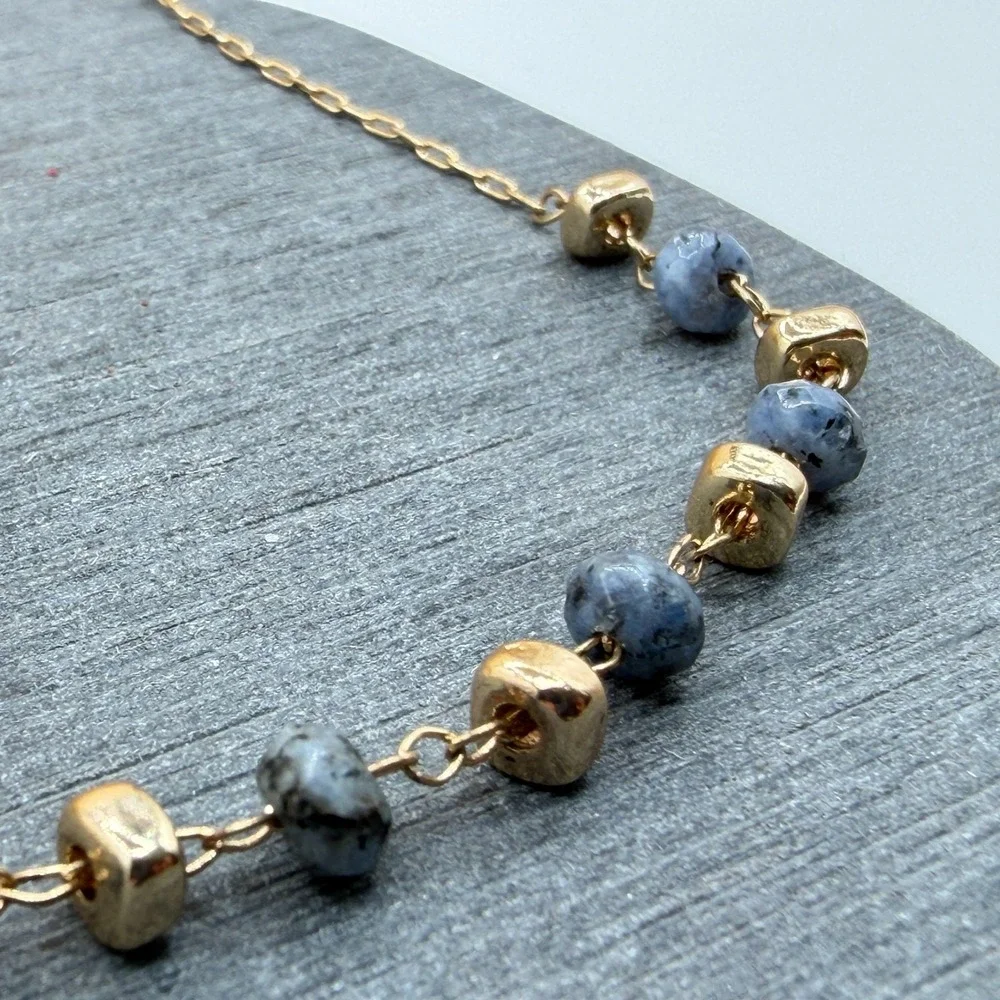 N/A delicate gold